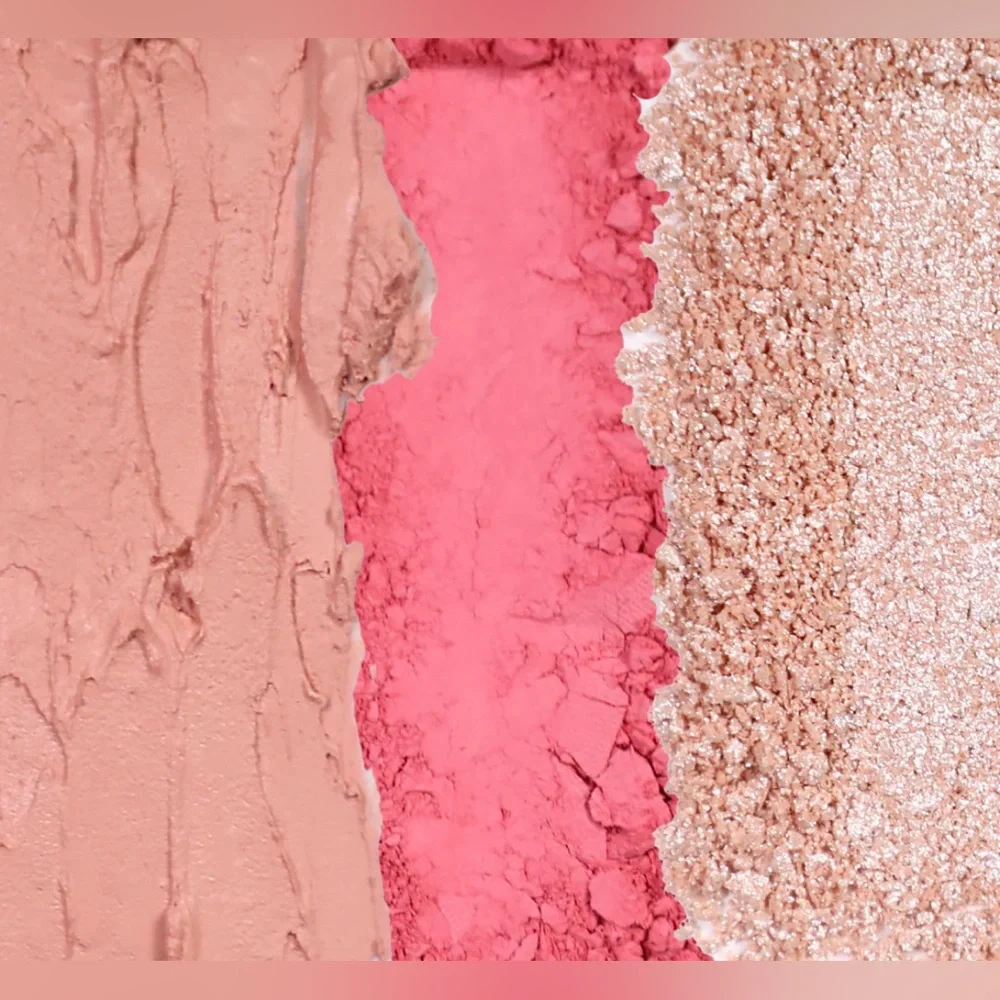 Alamar Viva Las Cheekas Blush Palette - Peach, Pink & Shimmery Champagne